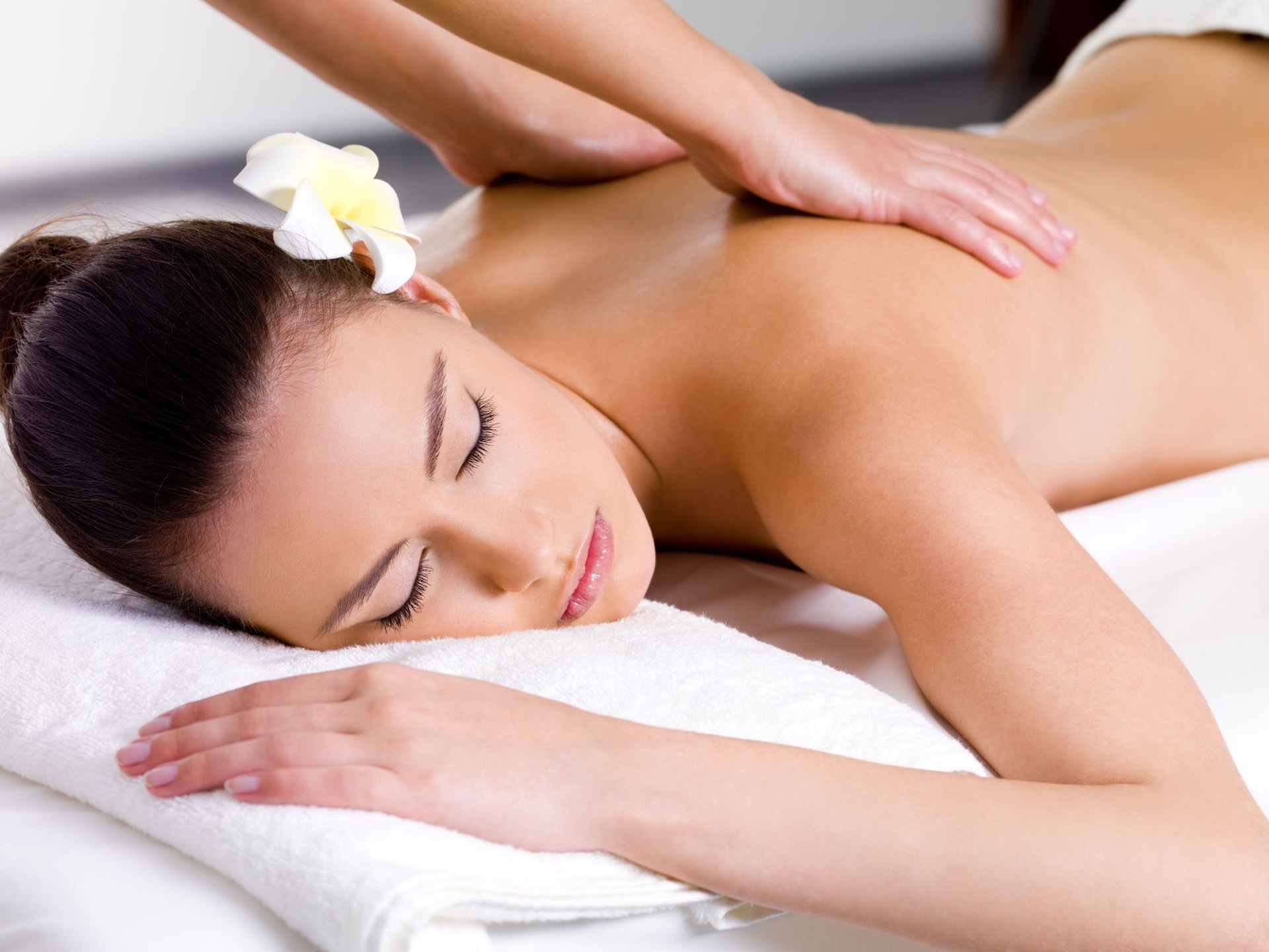 Massage in Camberley, Pregnancy Massage, Sport Massage, Reflexology, Deep Tissue, Camberley Massage